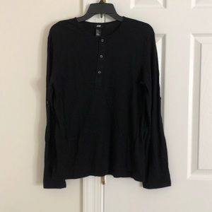 Long sleeve black T-shirt